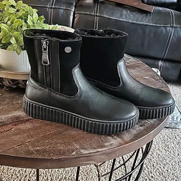 Pajar Canada Waterproof Boots - Picture 1 of 5